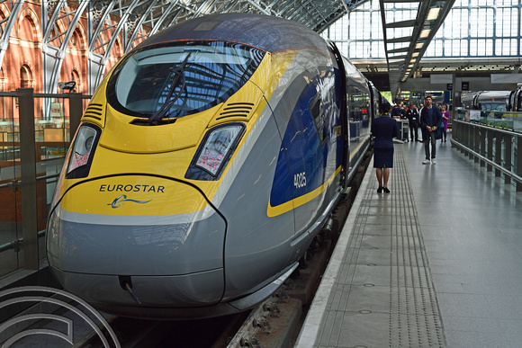DG270521. 4025. train 9114 to Brussels. St Pancras International. 23.5.17