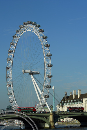 DG254771. Westminster Bridge and the London Eye. London. 7.9.16