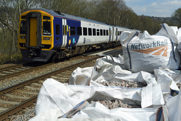 DG347937. Network Rail ballast bags. Sowerby Bridge. 17.4.2021.