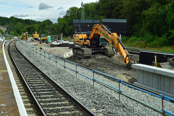 DG401200. New platform and running line under construction. Dore and Totley. 25.8.2023.