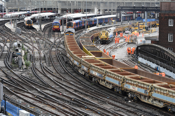 DG278531. Platform rebuilding. Waterloo upgrade. 8.8.17