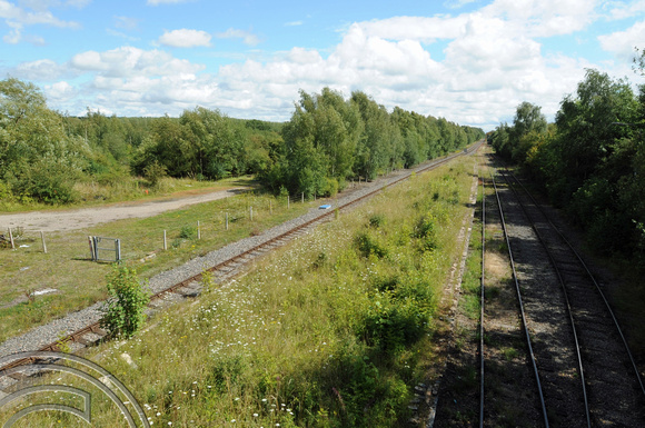 DG89755. HS2 and E-W rail. Former station site. Calvert. Buckinghamshire. 11.8.2023.