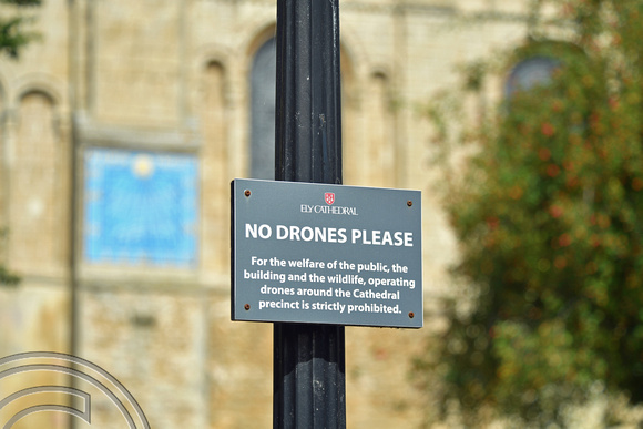DG401409. No drone sign The cathedral. Ely. Cambridgeshire.  3.9.2023.