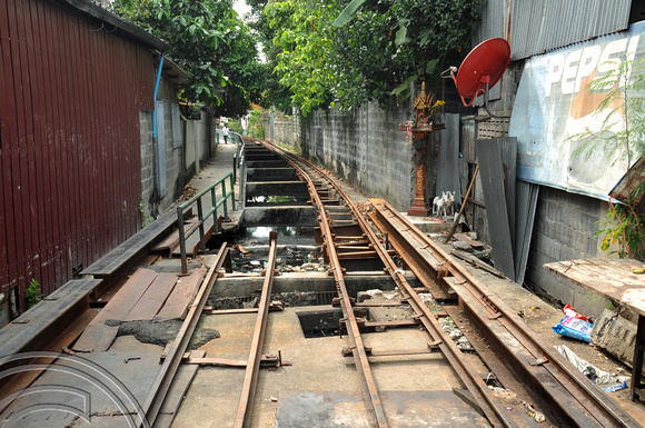 DG106209. Abandoned railway. Bang Sue area. Bangkok. Thailand. 5.3.12.