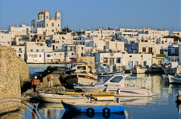 T11808. Old harbour. Naoussa. Paros. Cyclades. Greece. Sep 2001.