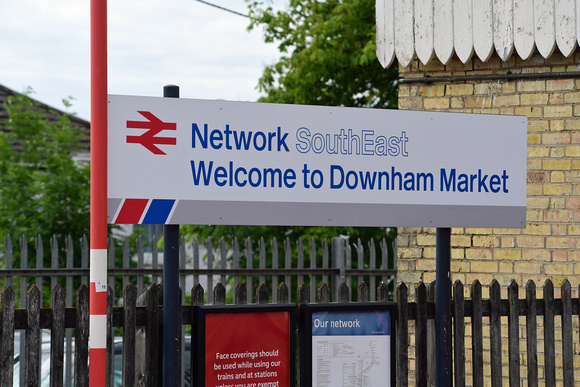 DG350890. Network SE signage. Downham Market.10.6.2021.