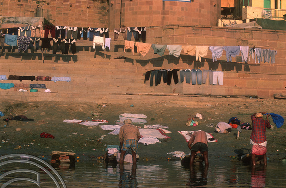 T6864. Dhobis at the ghats. Varanasi. Uttar Pradesh. India. February 1998. jpg