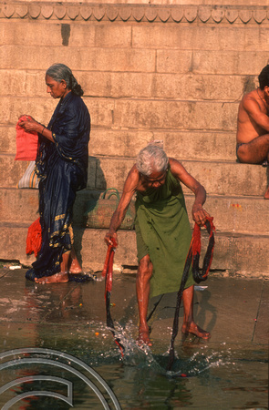 T6869. Bathing at the ghats. Varanasi. Uttar Pradesh. India. February 1998. jpg