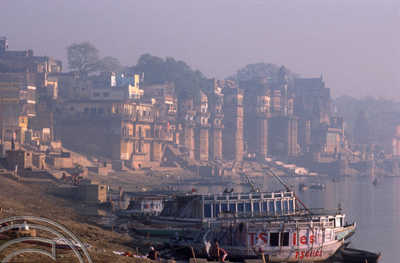 T6801. The ghats at Dawn. Varanasi. Uttar Pradesh. India. February 1998