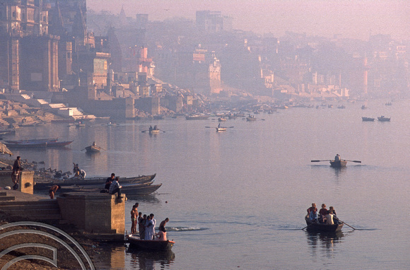 T6804. The ghats at Dawn. Varanasi. Uttar Pradesh. India. February 1998