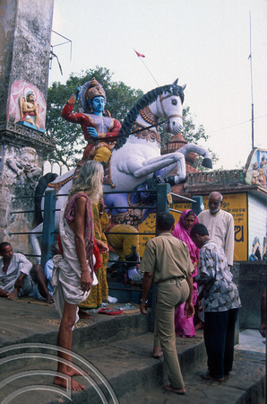 T6693. Gate to the Jagganath Temple. Orissa. India. February 1998