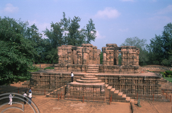 T6738. The Nritya Mandapa. The Sun temple. Konarak. Orissa. India. February 1998