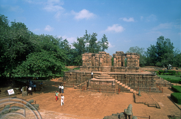 T6740. The Nritya Mandapa. The Sun temple. Konarak. Orissa. India. February 1998