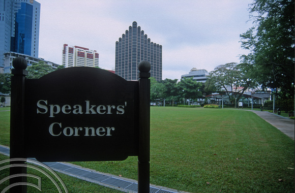 T015747. Speakers Corner. Singapore. 8th September 2003