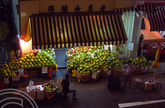 T015763. Fresh fruit shop. Singapore. 8th September 2003