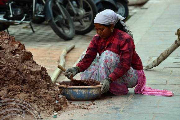 DG293268. Woman labourer. Jaipur. Rajasthan. India. 10.3.18