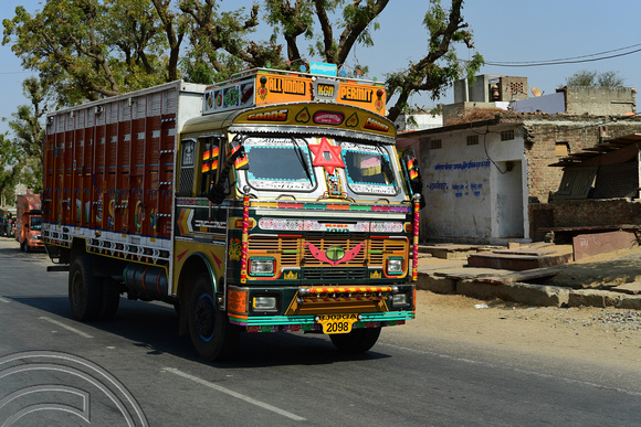 DG292643. Decorated truck. Rajasthan. India. 9.3.18
