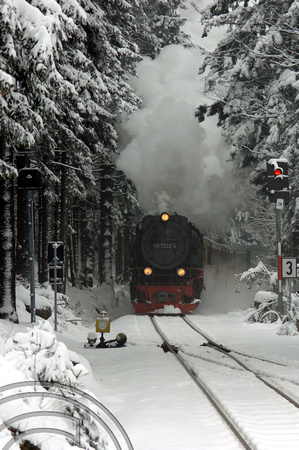 FDG05123. 99 7232. Drei Annan Hohne. Harz railway. Germany. 10.2.07