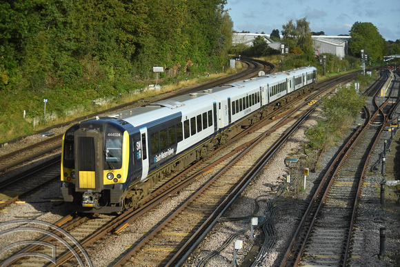 DG403710. 444024. 1P24 0815 Portsmouth Harbour to London Waterloo. Guildford. 39.9.2023.