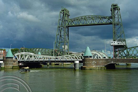 DG381845. Bridges in the  old docks. Rotterdam. Holland. 25.9.2022.