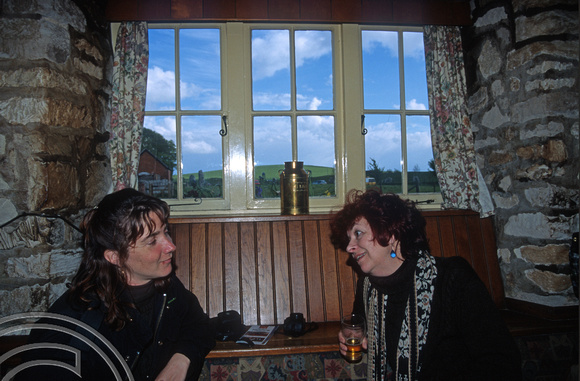 Did and Lynn in the Red Lion. Avebury. May 1996
