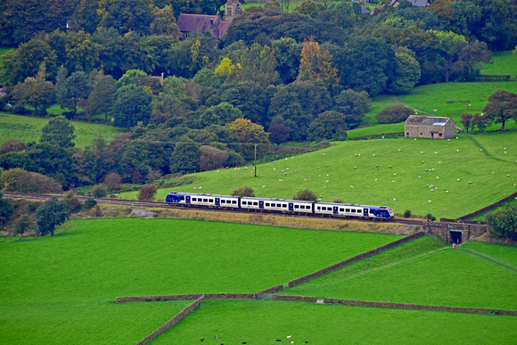 DG403945. Northern Class 195. Edale. 8.10.2023.