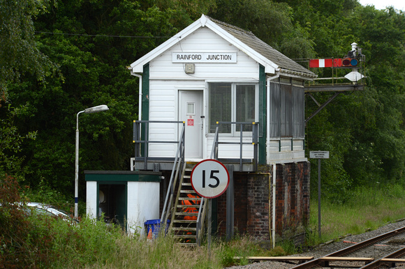 DG181963. Rainford Junction signalbox. 17.6.14.