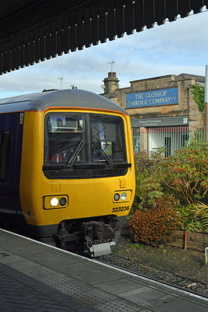 DG404364. 323236. 2G09. 1003 Manchester Piccadilly to Hadfield. Glossop. 12.10.2023.