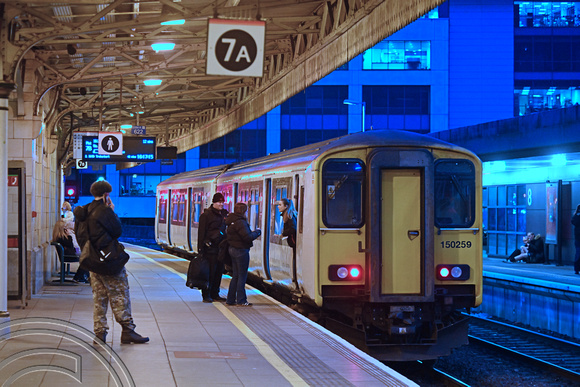 DG434919. 150259. 2T40. 1629 Cardiff Central to Treherbert. Cardiff Central. 11.12.2024.