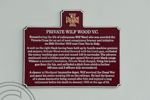 DG304952. VC plaque. Stockport. 6.8.18