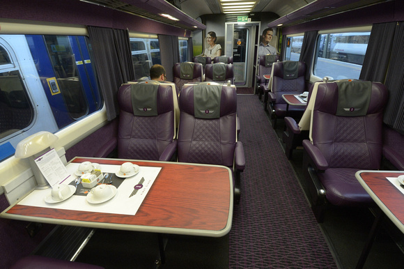 DG189976. Refurbished interior 1st Class GC Mk3. 18.8.14.