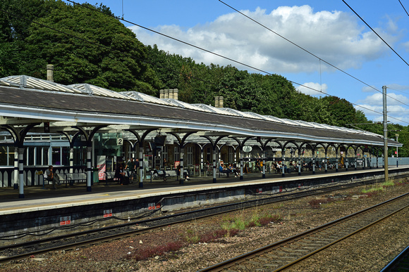 DG305969. Platform 2. Durham. 29.8.18