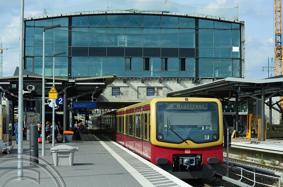 DG308395. Rebuilding. Warschauer Strasse station. Berlin. Germany. 17.9.18