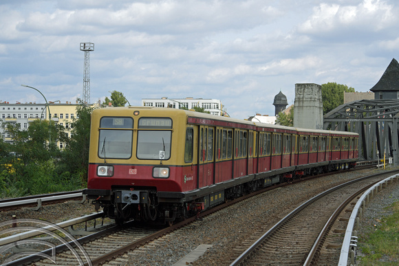 DG308414. DBAG Class 485 019 on S8 service. Treptower Park. Berlin. Germany. 16.9.18