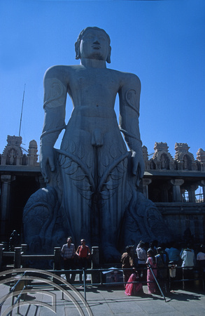 T5856. Statue of Bahubali. Sravanabelagola. Karnataka. India. January 1996