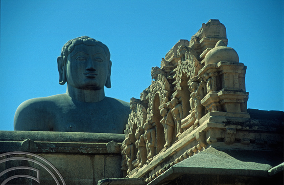T5869. Statue of Bahubali. Sravanabelagola. Karnataka. India. January 1996