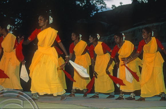 T6600. Dance festival. Mahabalipuram. Tamil Nadu. India. February 1998
