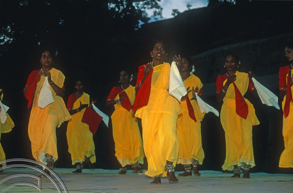 T6602. Dance festival. Mahabalipuram. Tamil Nadu. India. February 1998