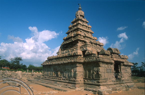 T6646. The shore temple. Mahabalipuram. Tamil Nadu. India. February 1998