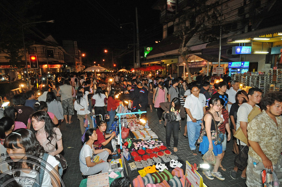DG74480. Sunday market. Chiang Mai. Thailand. 13.2.11.