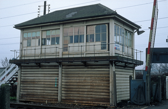 05429. Signalbox. Rainham.17.01.1996