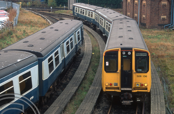 05407. 508129. 508136. Southport. 25.11.95