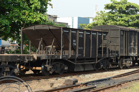 DG239169. Ballast wagon 9966. Maradana.Sri Lanka. 3.2.16