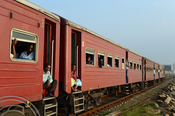 DG237150. Passengers. Kollupitiya. Sri Lanka. 9.1.16.