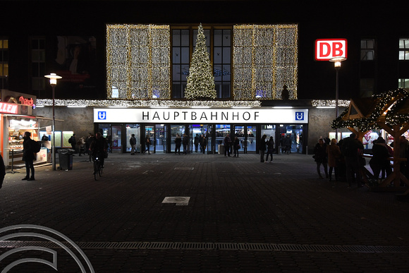 DG314804. Hauptbahnhof. Dusseldorf. Germany. 6.12.18