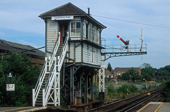 05940. Signalbox. Canterbury East. . 21.7.1996.