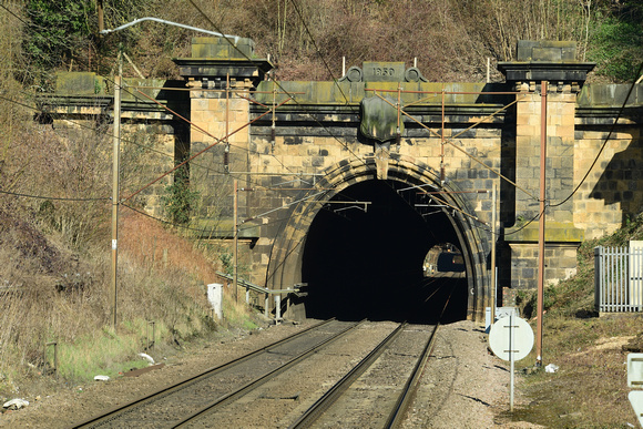 DG319473. Welwyn South Tunnel. 446yds. 27.2.19