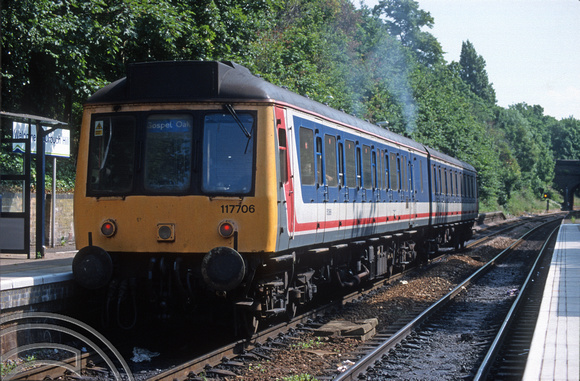 06927. L706  51366. 51408. Crouch Hill. 10.6.99