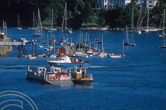 R0038. The Dartmouth ferry. Devon. England. 27th. July 1994