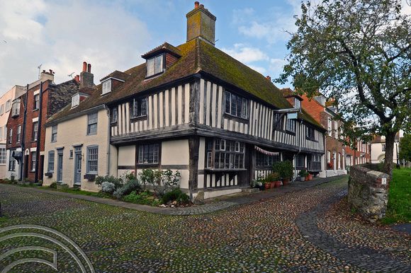 DG359120. Old building. Watchbell St. Rye. Sussex. England. 19.10.2021.